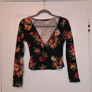 Black Long Sleeve Floral Crop Top